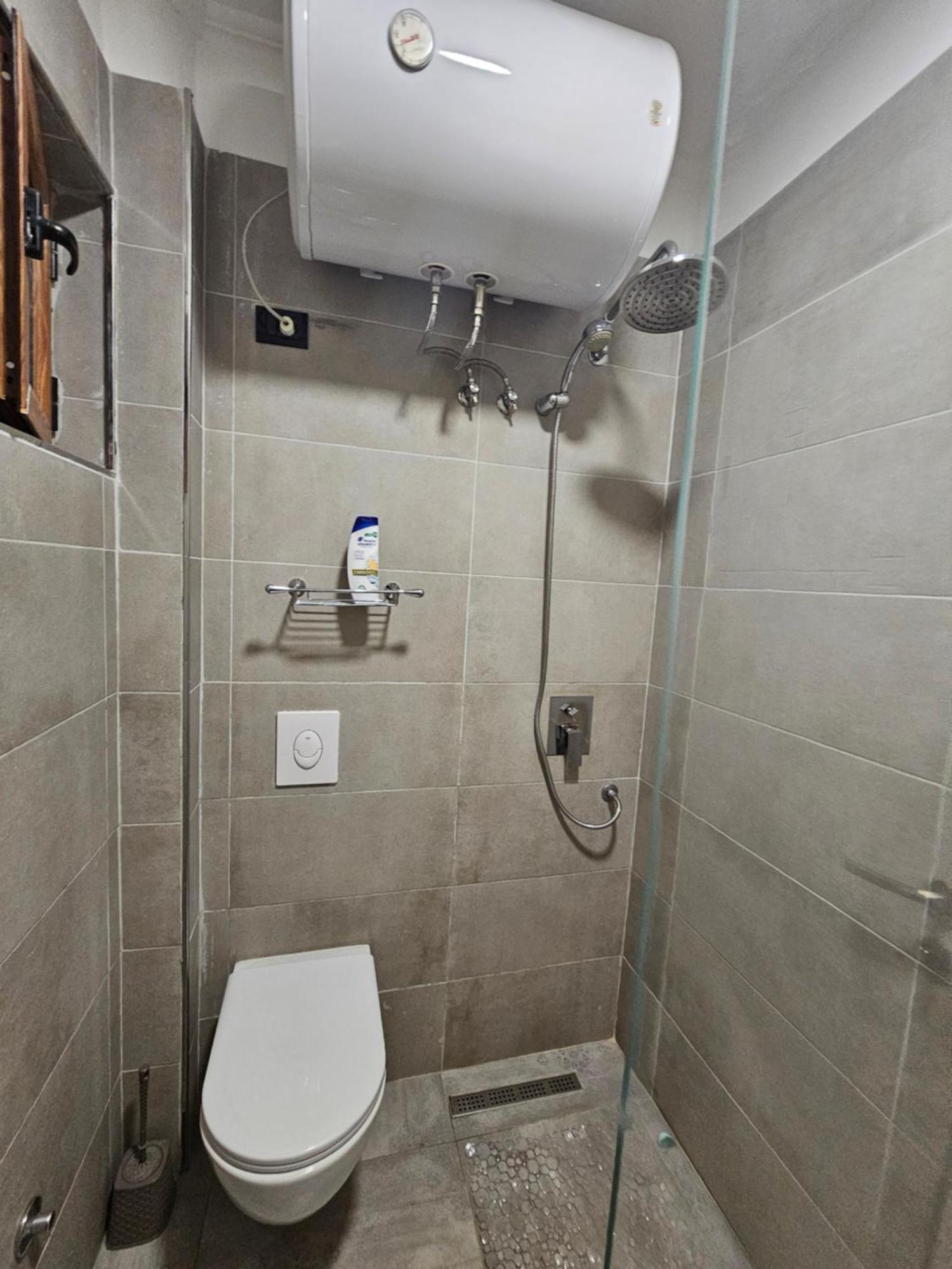 Wanderlust Tirana 2 Apartment Bagian luar foto