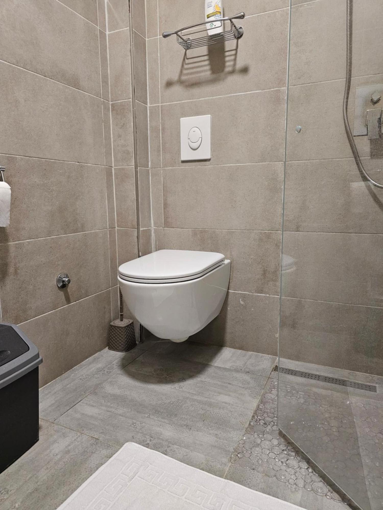 Wanderlust Tirana 2 Apartment Bagian luar foto