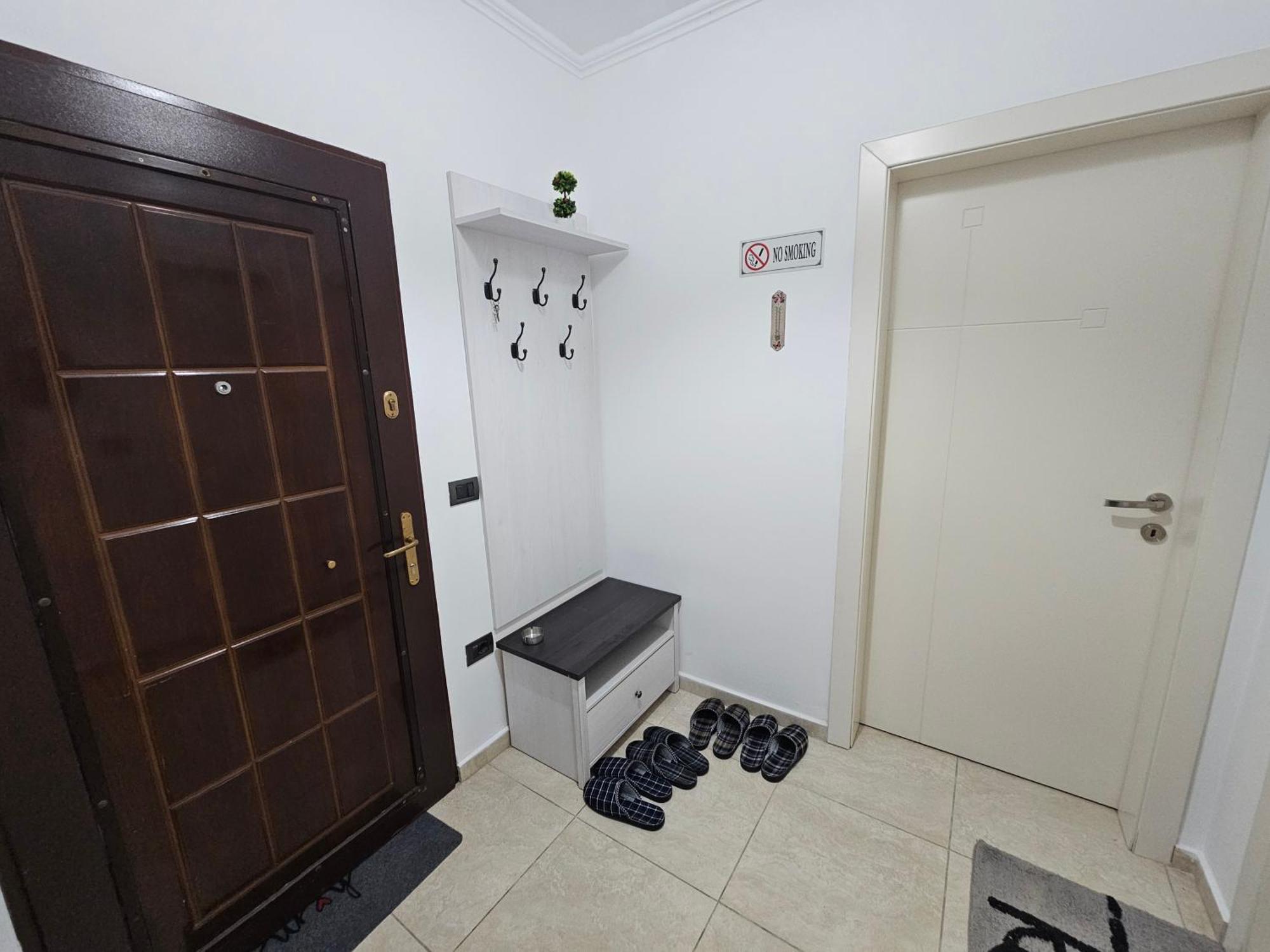 Wanderlust Tirana 2 Apartment Bagian luar foto