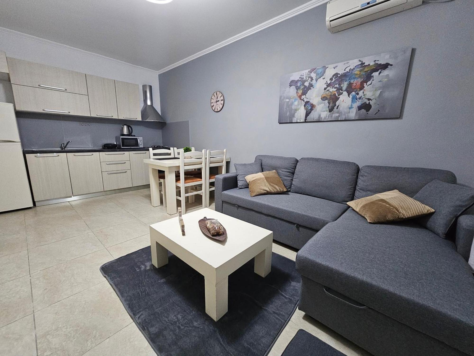 Wanderlust Tirana 2 Apartment Bagian luar foto
