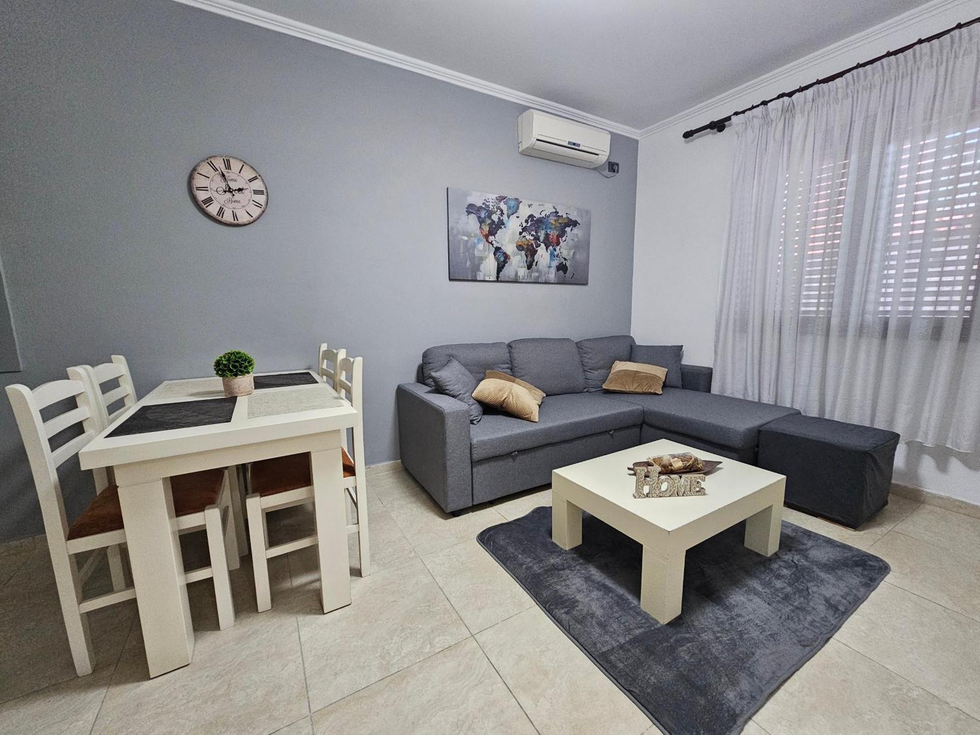 Wanderlust Tirana 2 Apartment Bagian luar foto