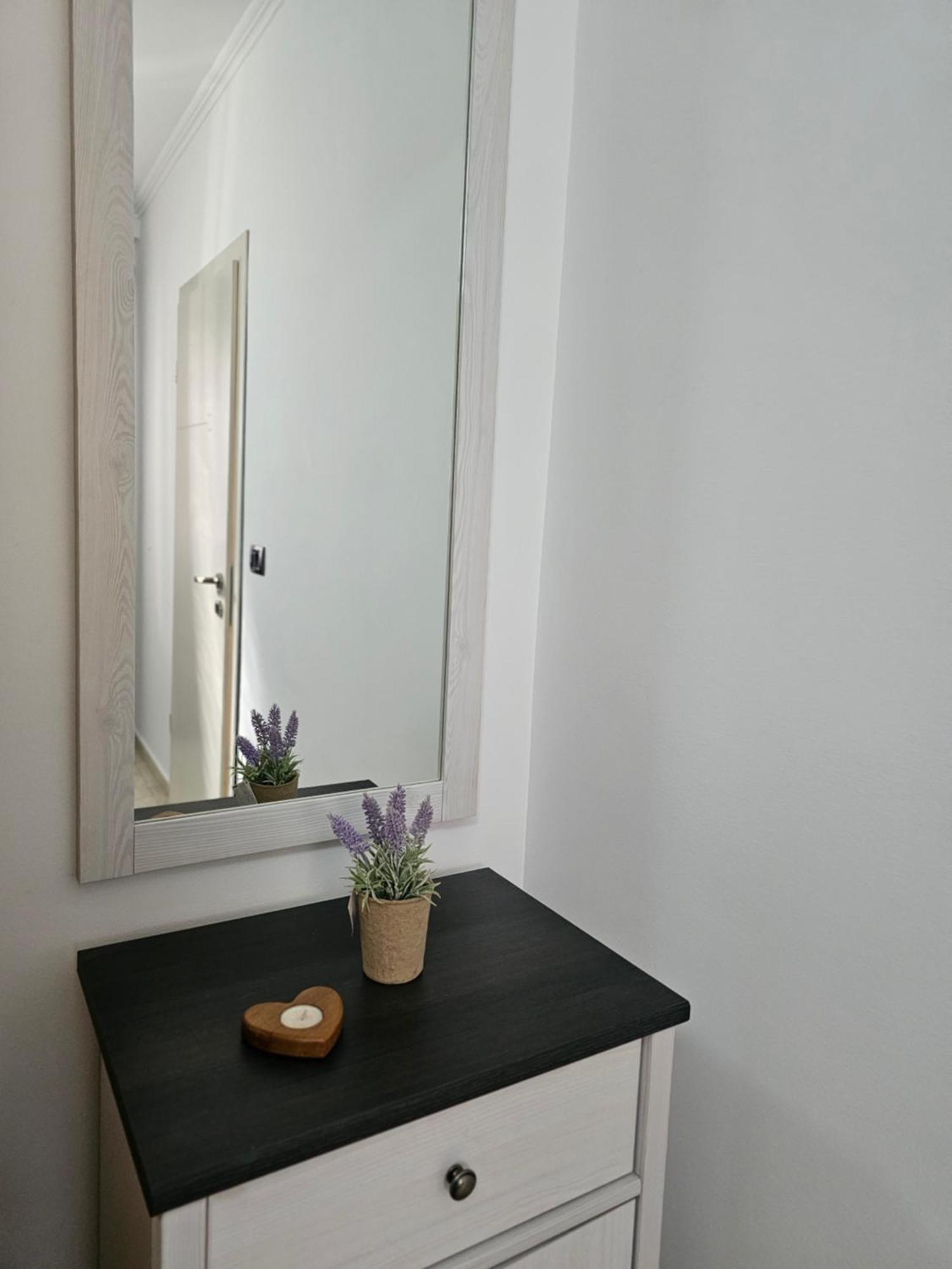 Wanderlust Tirana 2 Apartment Bagian luar foto