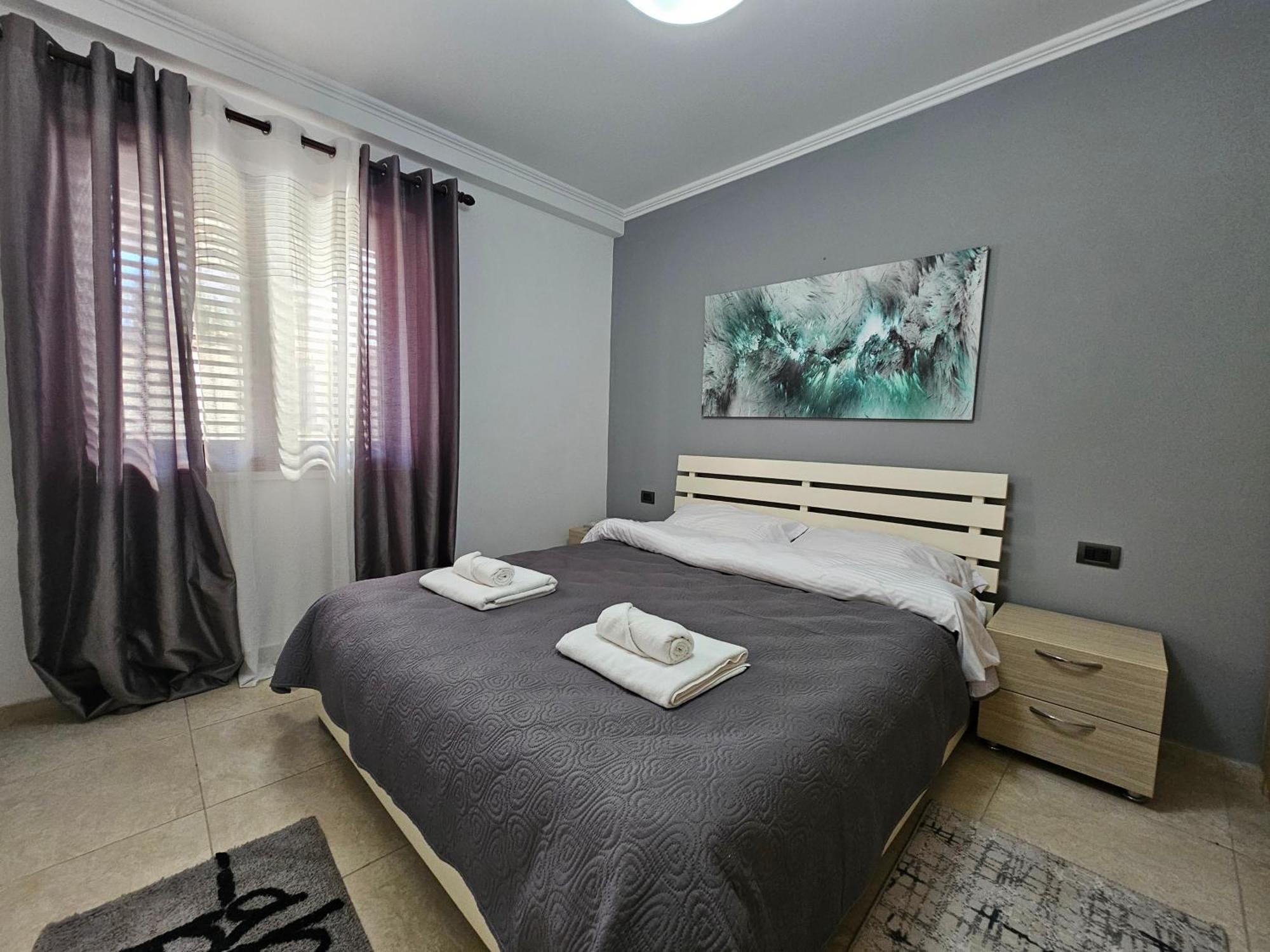 Wanderlust Tirana 2 Apartment Bagian luar foto